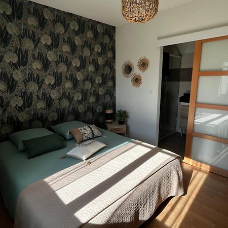Lavardac Les Voyages De Louison B&B 외부 사진